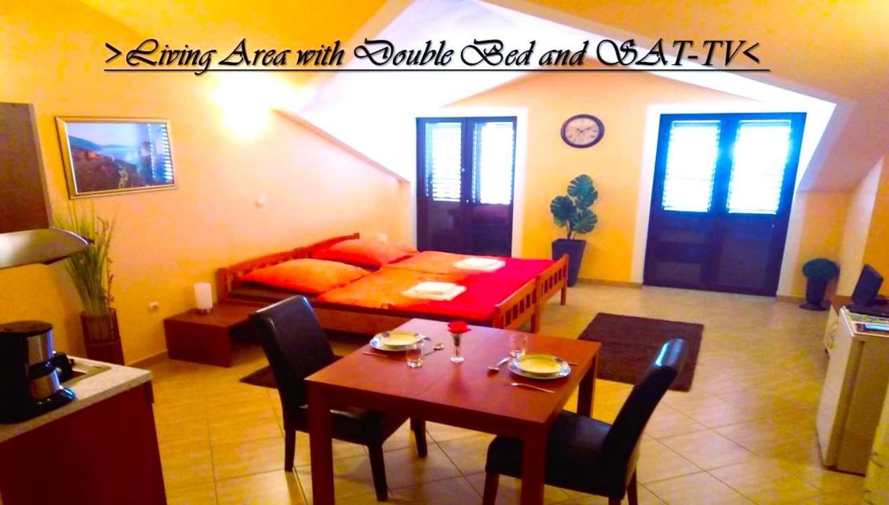 House White Stone Split Apartamento Podstrana Quarto foto