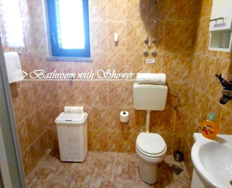 House White Stone Split Apartamento Podstrana Quarto foto